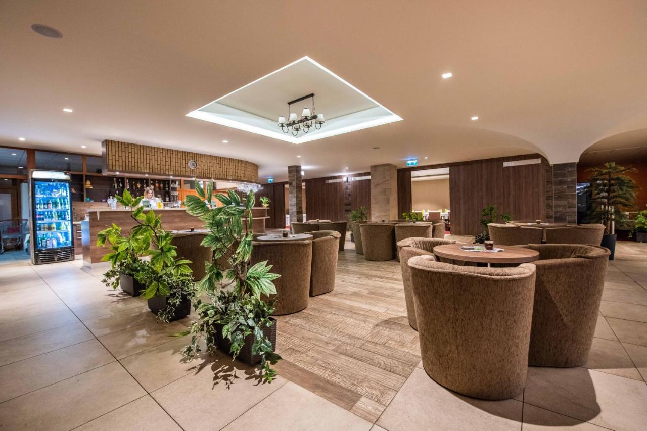 Aqua Sport*** Hotel Púchov Екстериор снимка