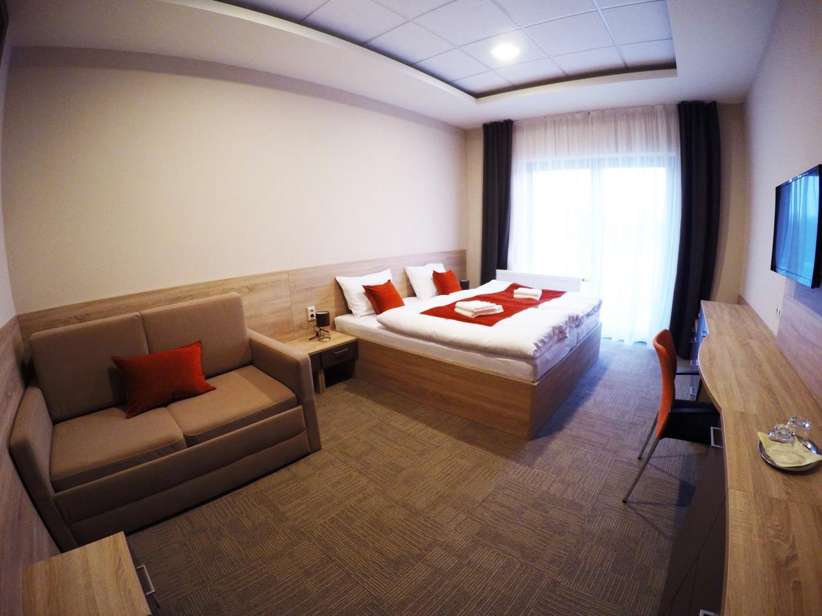 Aqua Sport*** Hotel Púchov Екстериор снимка