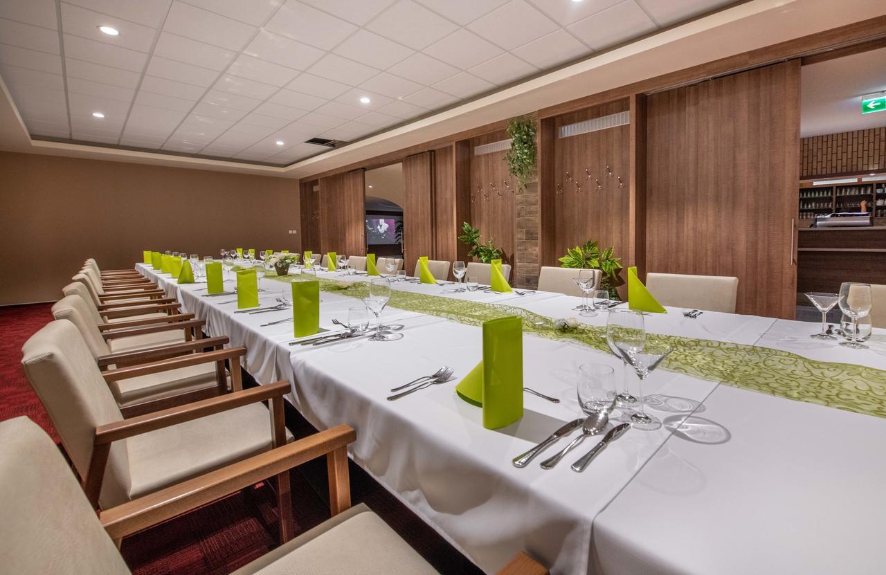 Aqua Sport*** Hotel Púchov Екстериор снимка